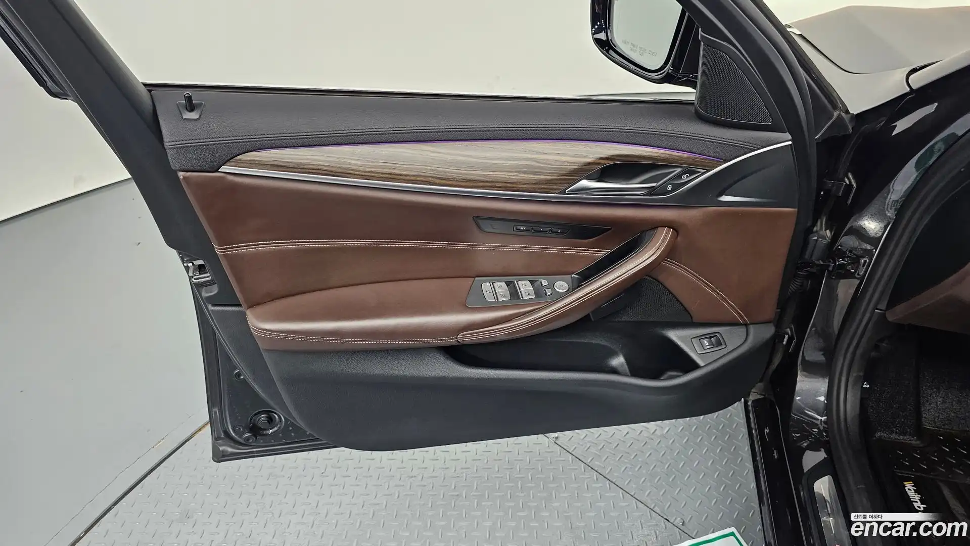 5-Series BMW 2019.10-INNER-034
