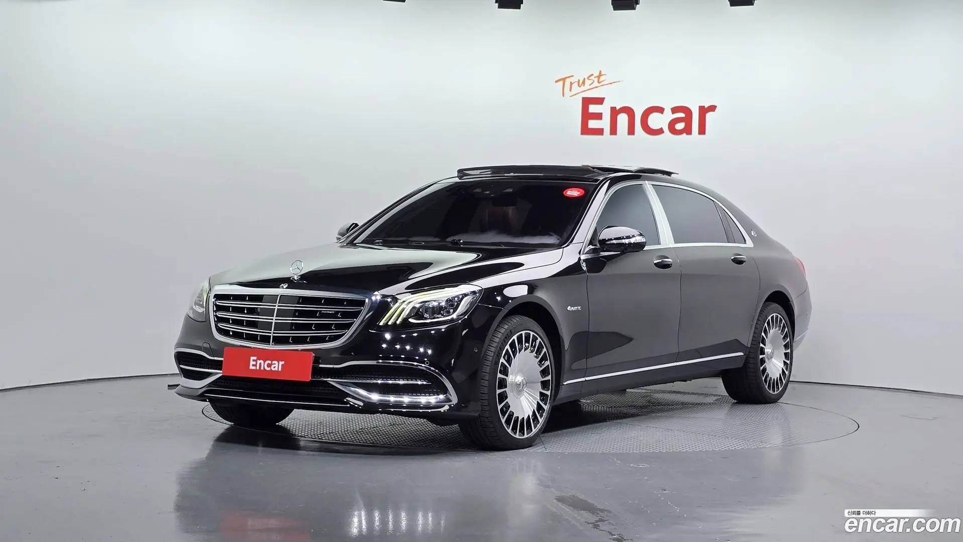 Main__Slider__Photo:S-Class Mercedes-Benz 2018.1-0