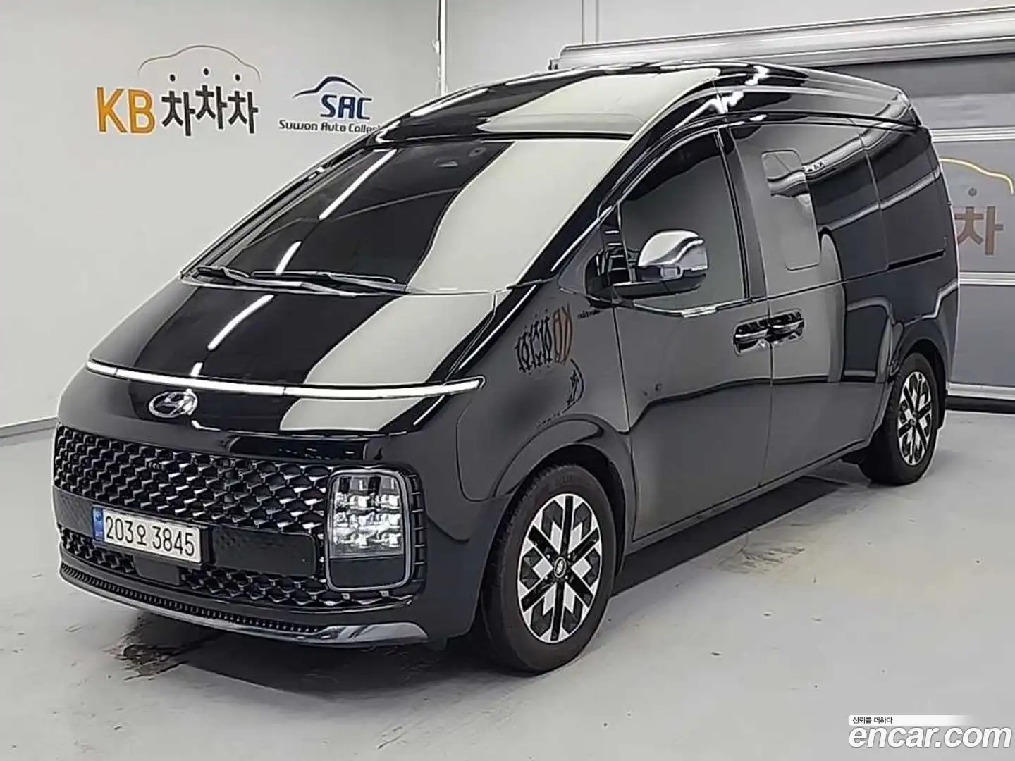 Staria Hyundai 2023.2-OUTER-001