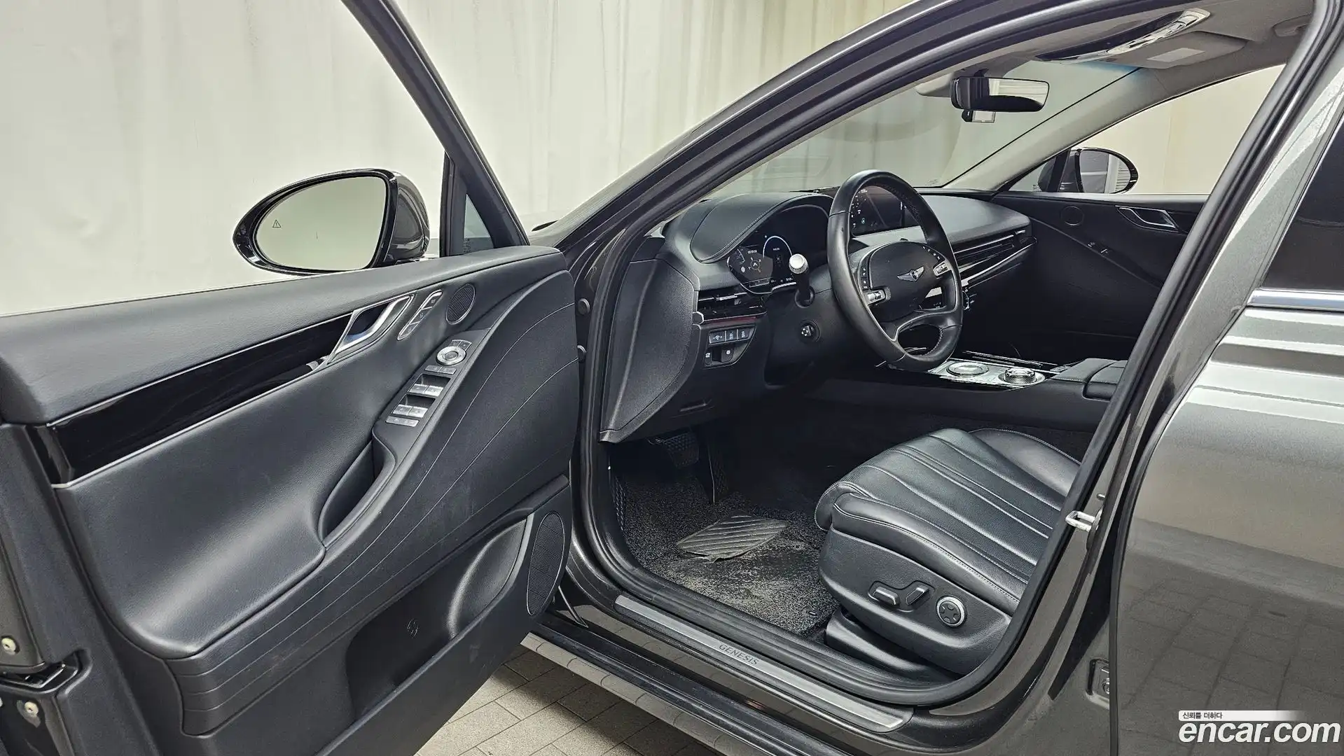 G80 Genesis 2022.5-INNER-010