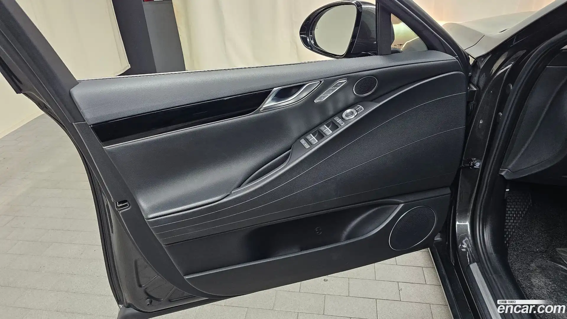 G80 Genesis 2022.5-INNER-034
