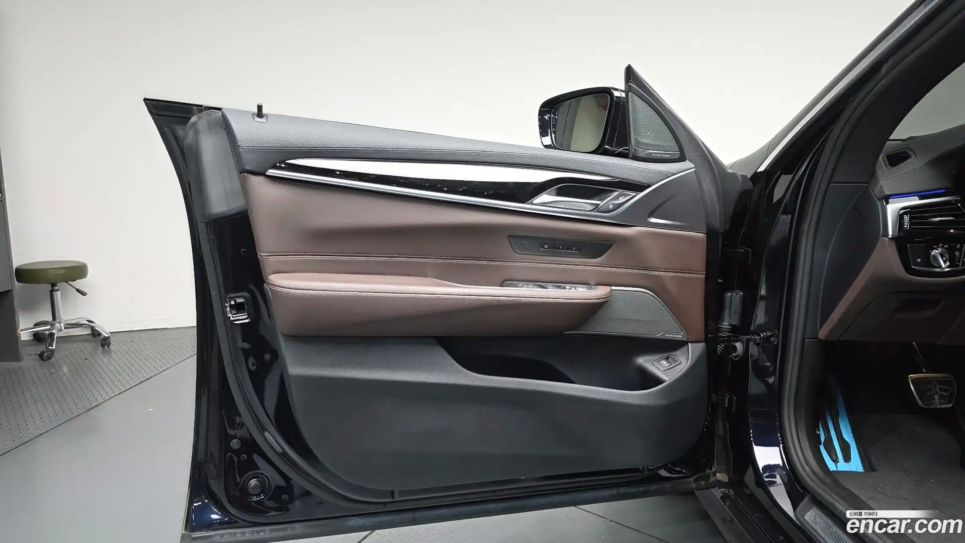 Gran Turismo BMW 2022.9-INNER-034