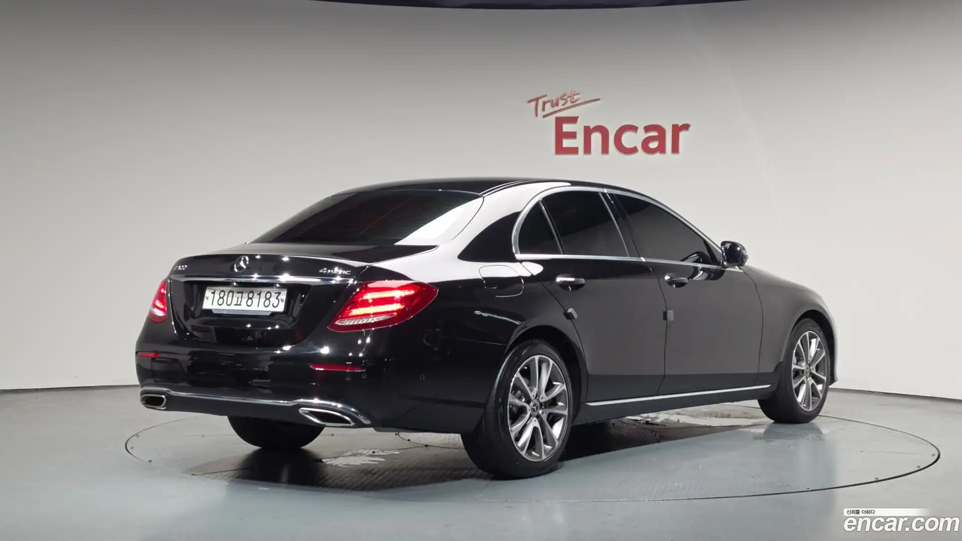 E-Class Mercedes-Benz 2018.10-OUTER-002