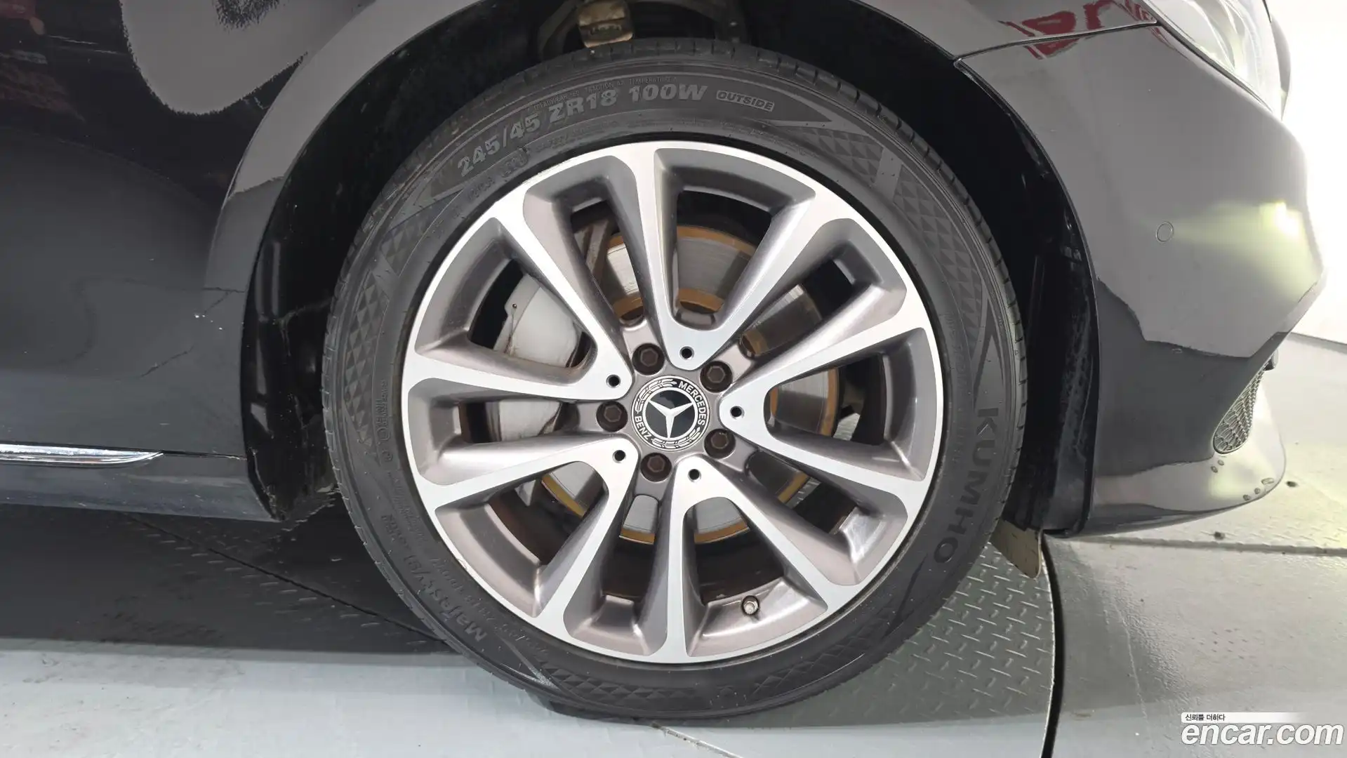 E-Class Mercedes-Benz 2018.10-OUTER-031