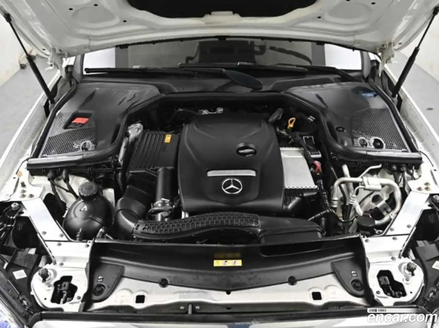 E-Class Mercedes-Benz 2019.3-OUTER-006