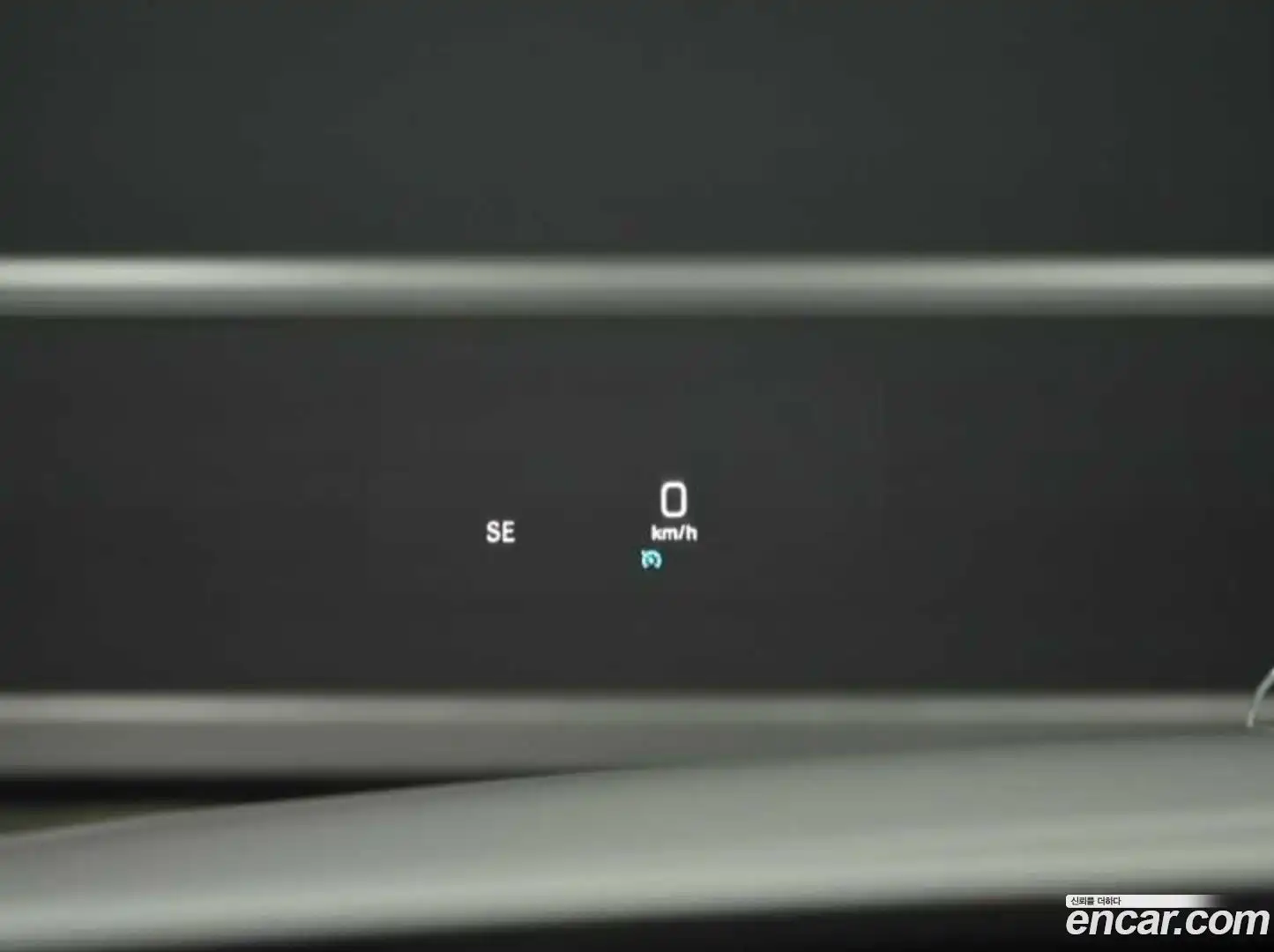 E-Class Mercedes-Benz 2019.3-OPTION-021