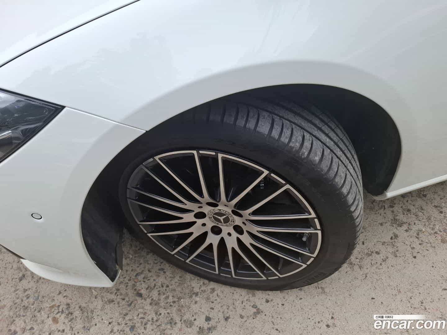 C-Class Mercedes-Benz 2025.2-OUTER-005