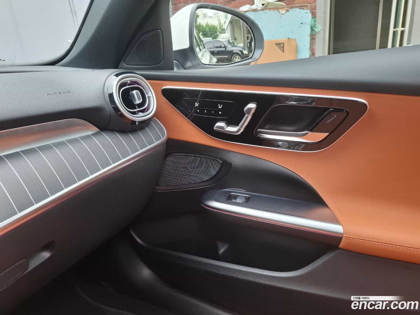 C-Class Mercedes-Benz 2025.2-OPTION-016