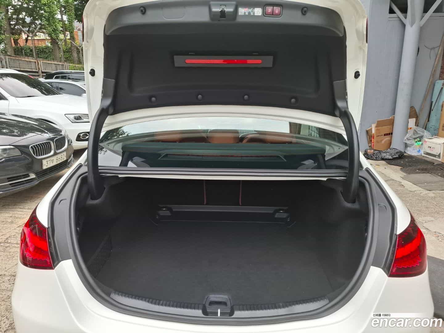 C-Class Mercedes-Benz 2025.2-OPTION-022