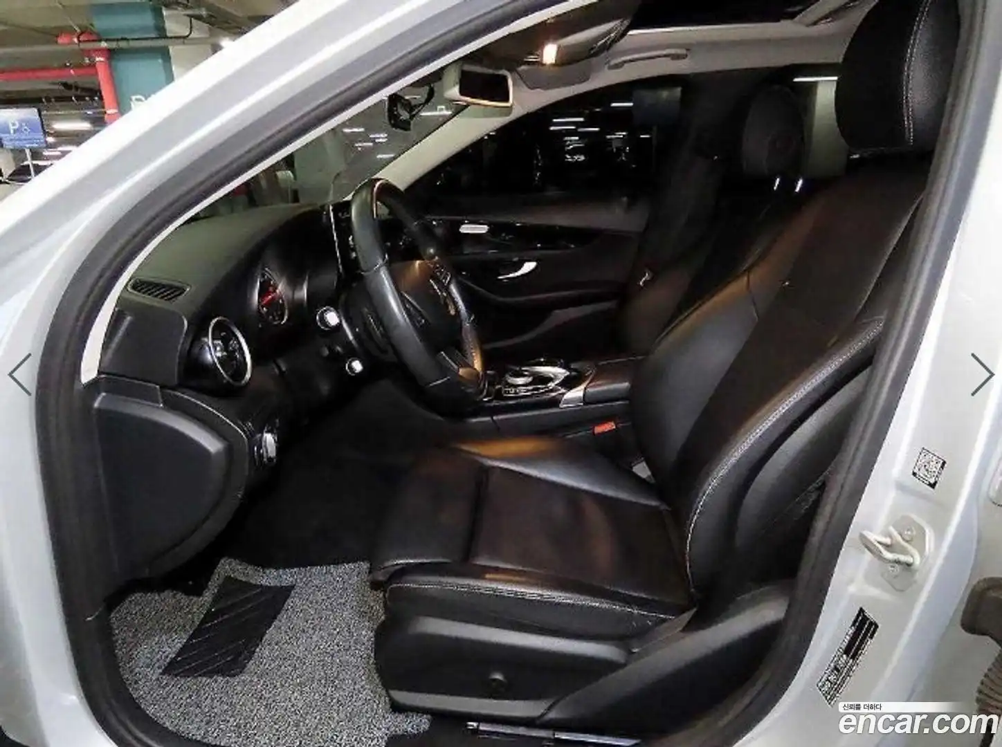 C-Class Mercedes-Benz 2016.0-OUTER-006