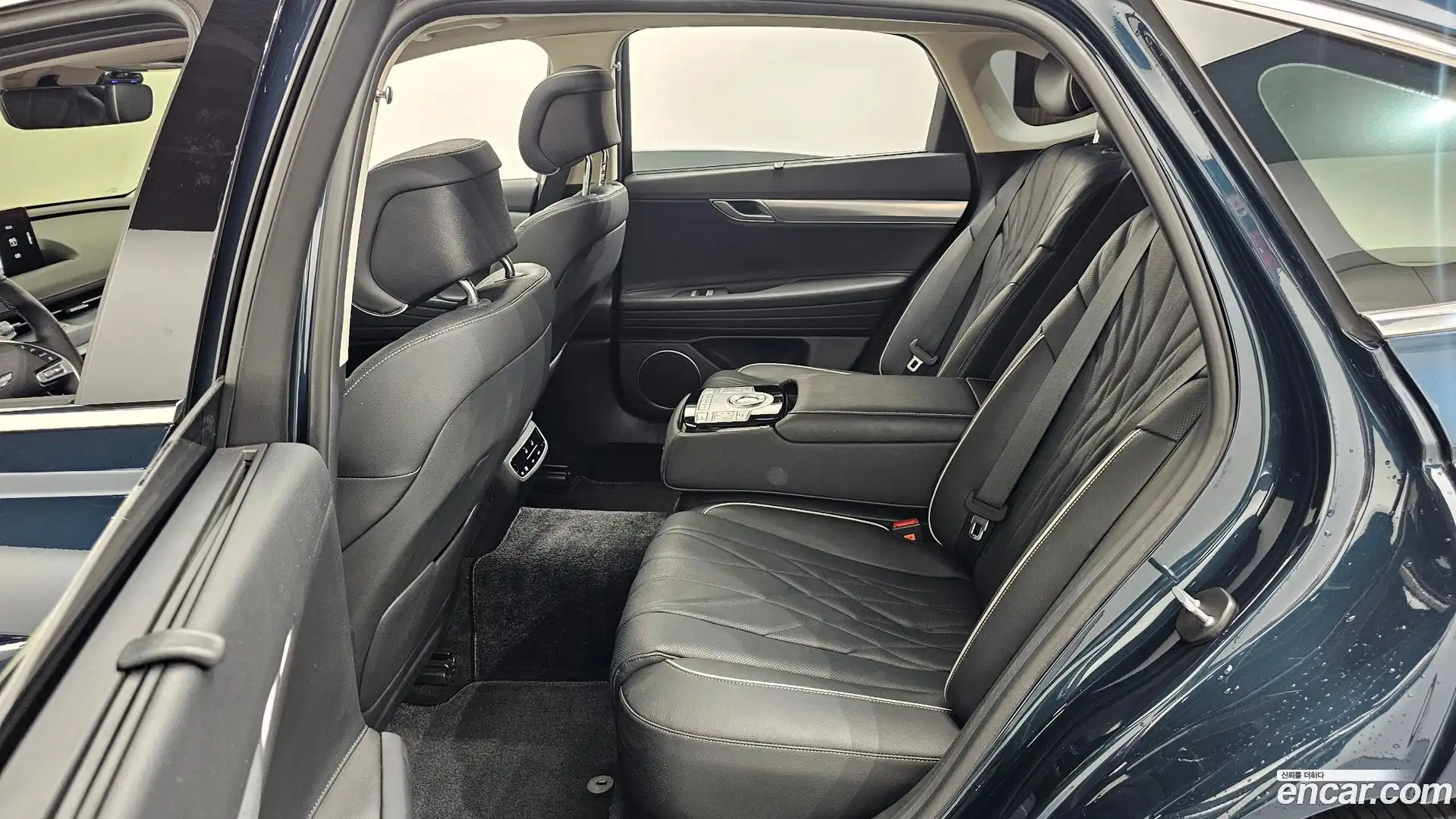 G80 Genesis 2021.0-OPTION-016