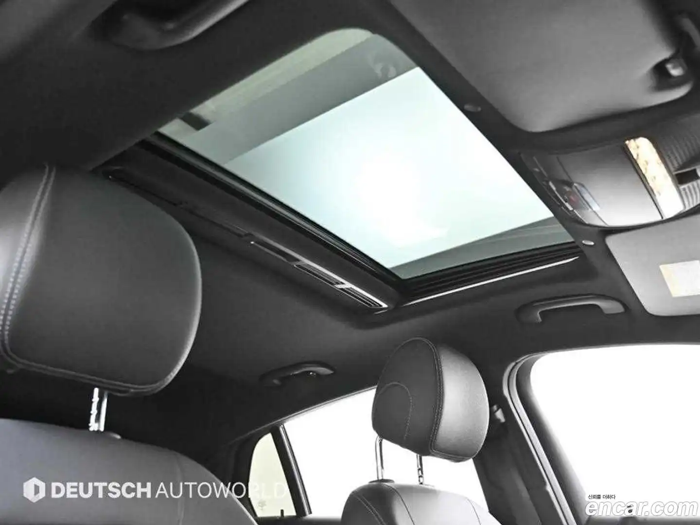 GLC-Class Mercedes-Benz 2020.0-OPTION-023