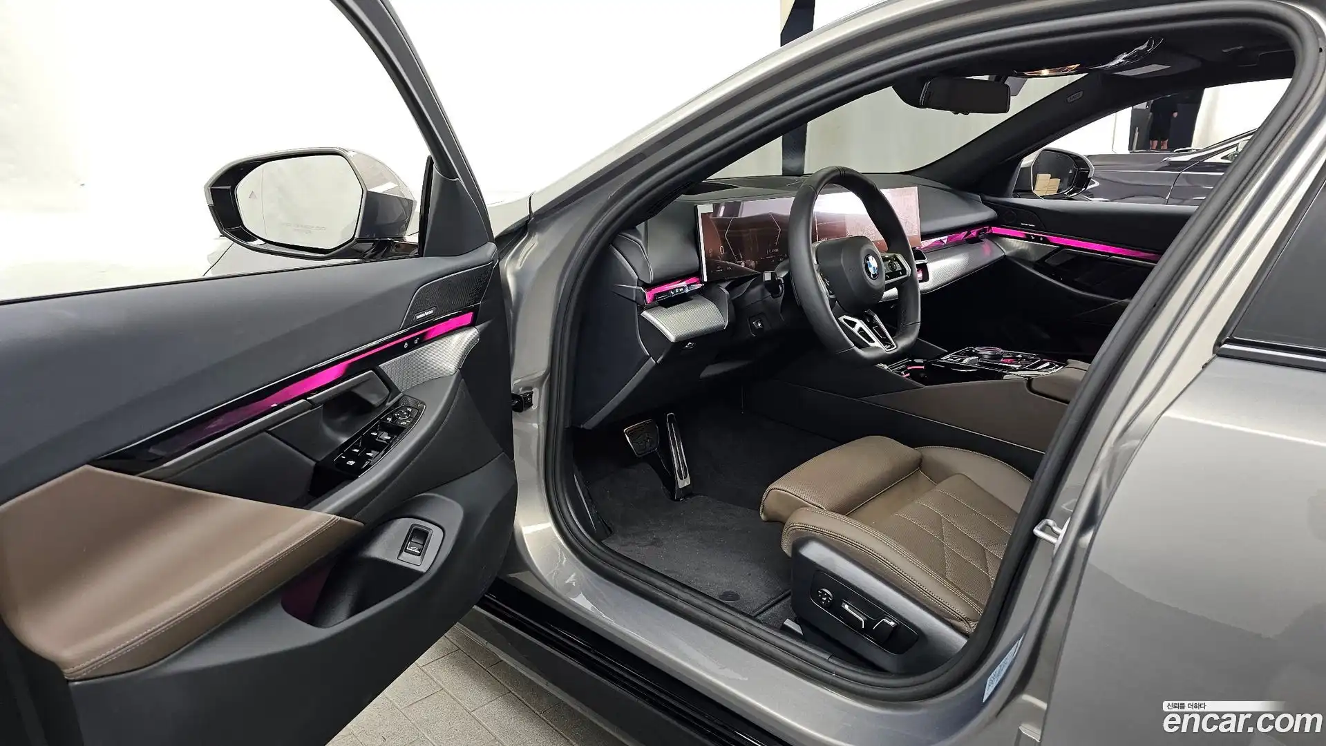5-Series BMW 2025.11-INNER-010