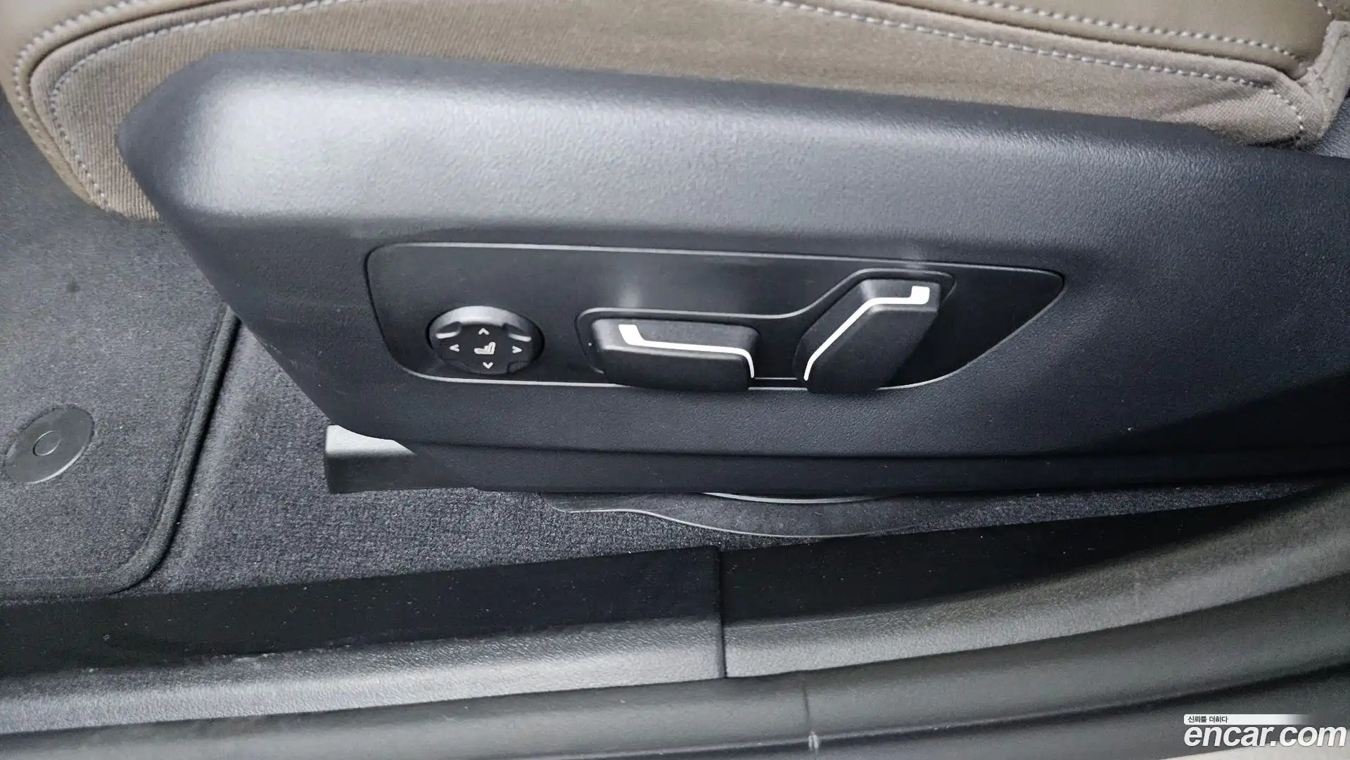 5-Series BMW 2025.11-OPTION-044