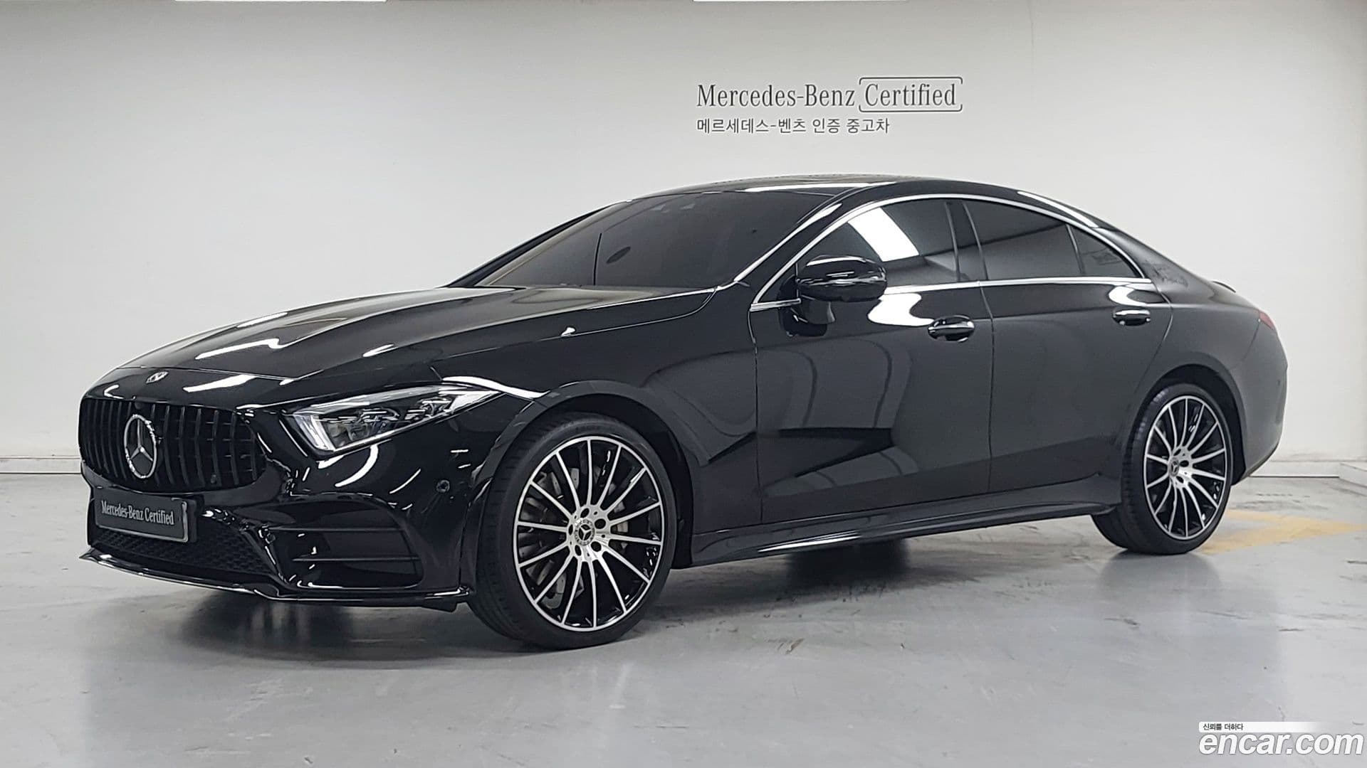 Main__Slider__Photo:CLS-Class Mercedes-Benz 2021.3-0