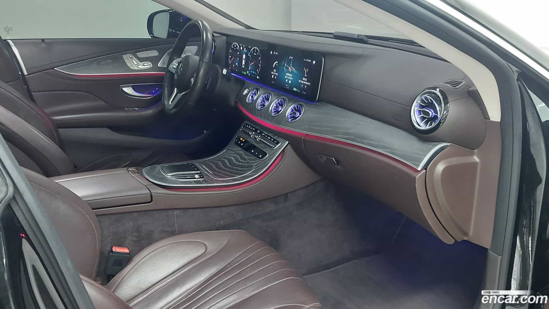 CLS-Class Mercedes-Benz 2021.3-INNER-009