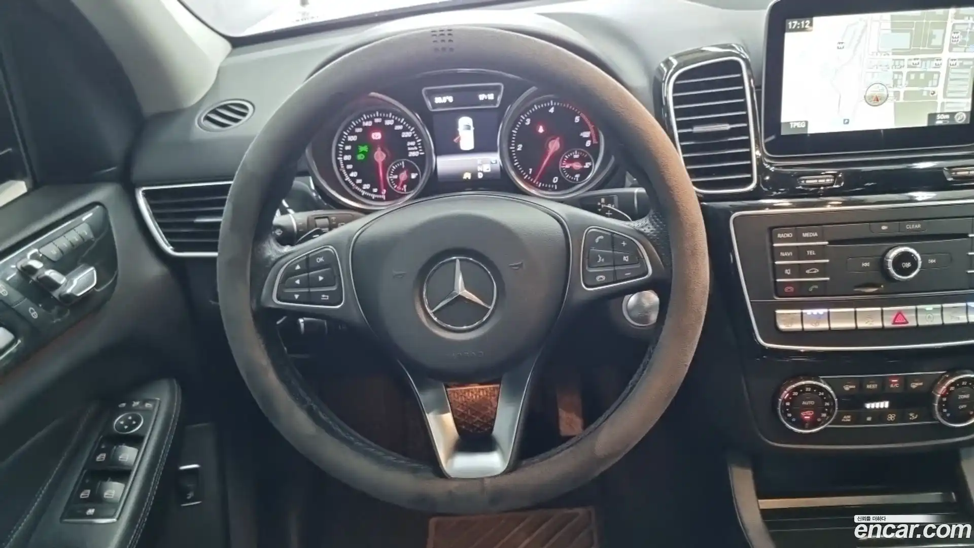 GLE-Class Mercedes-Benz 2017.0-OPTION-016