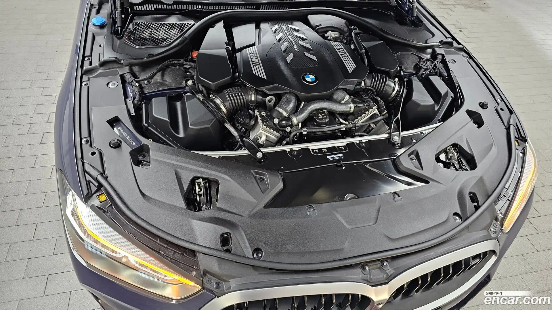 8-Series BMW 2024.1-OUTER-006
