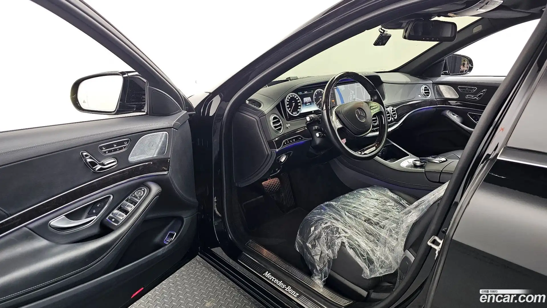 S-Class Mercedes-Benz 2016.3-INNER-010