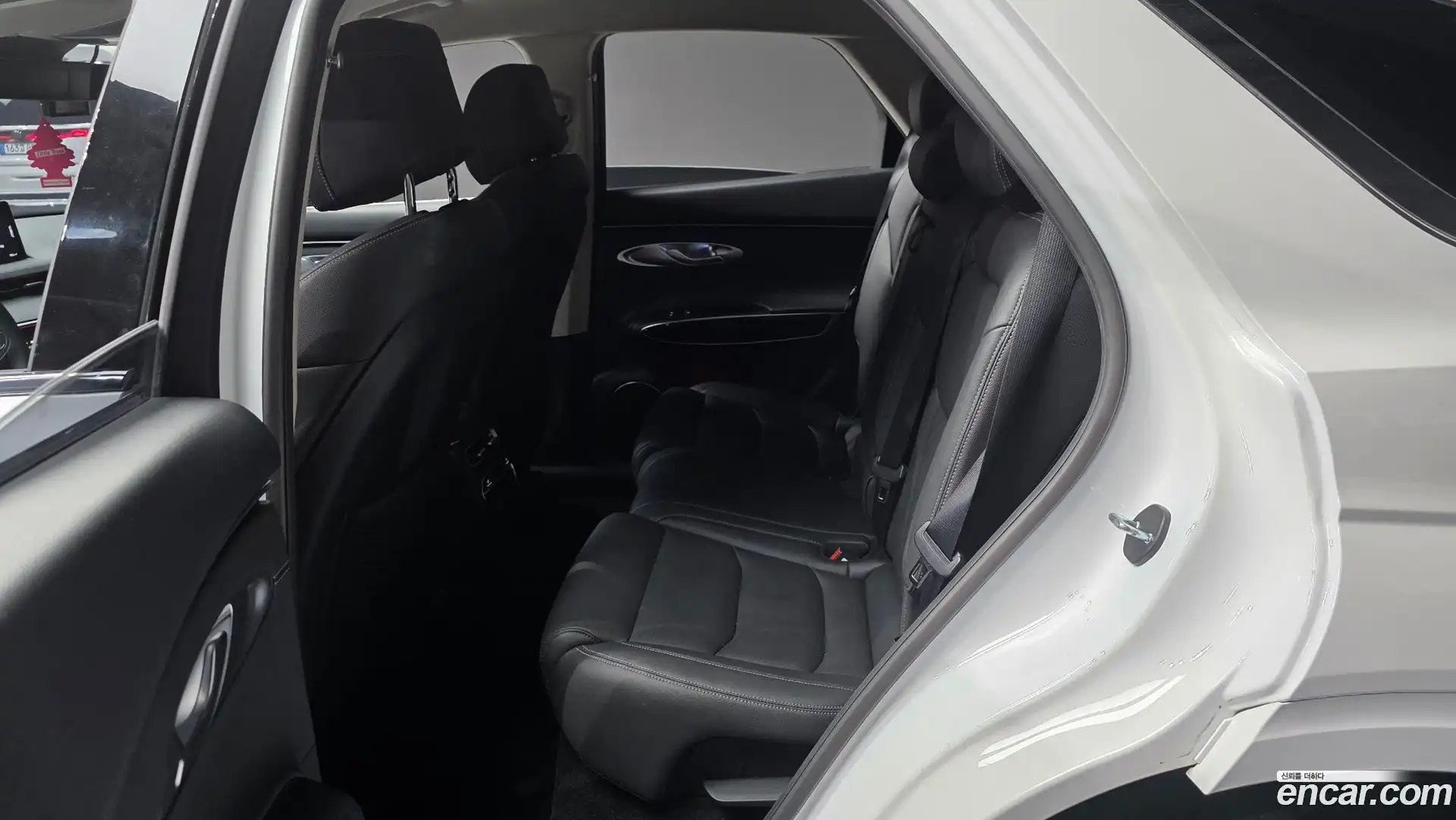 GV70 Genesis 2021.2-INNER-036