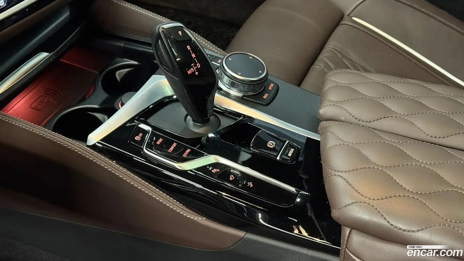 Gran Turismo BMW 2023.10-INNER-009