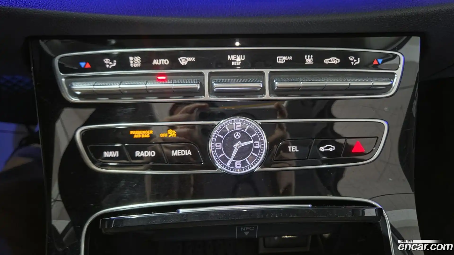 E-Class Mercedes-Benz 2020.4-OPTION-016