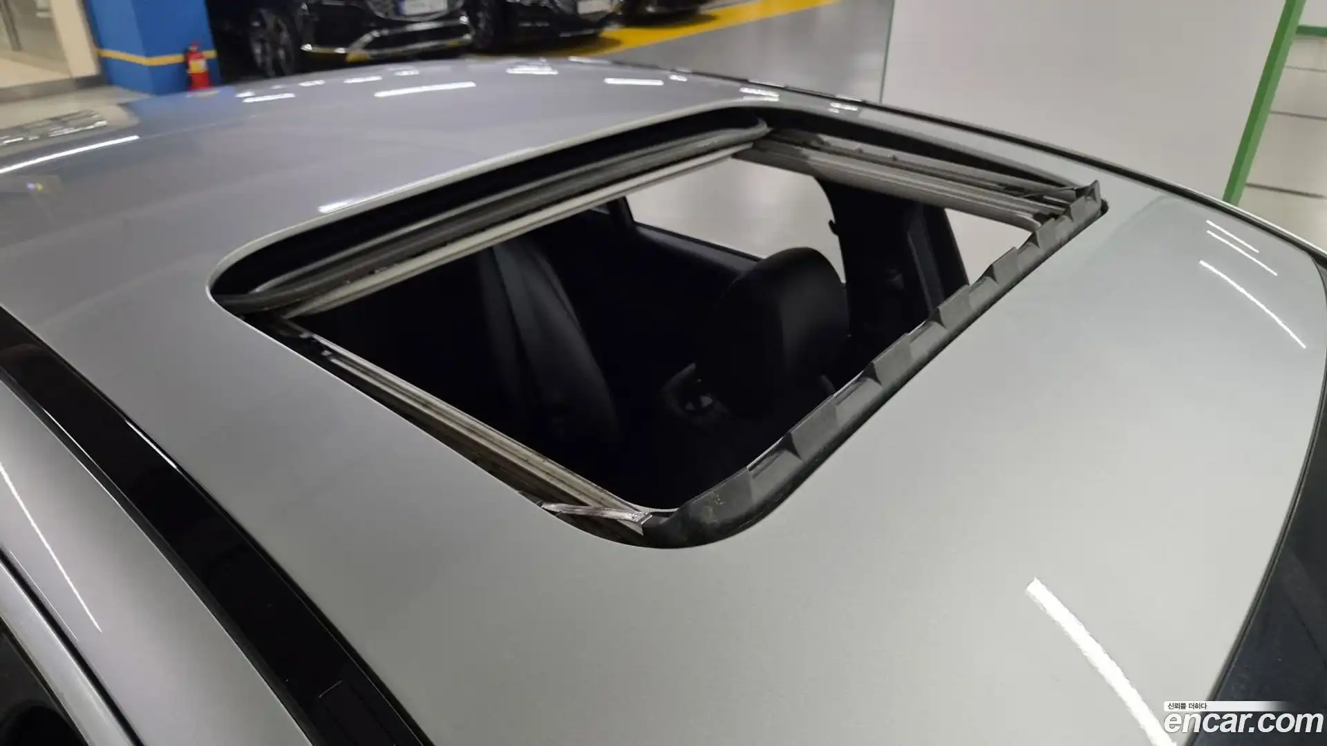 E-Class Mercedes-Benz 2020.4-OPTION-021