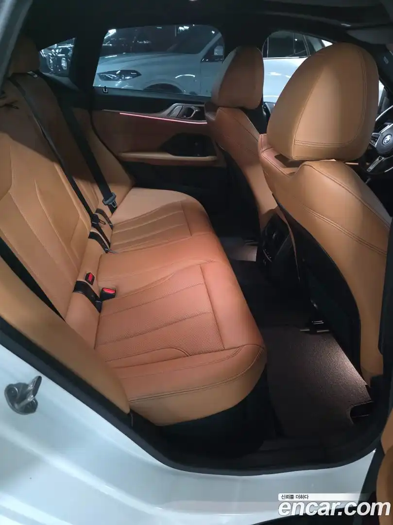 i4 BMW 2022.4-OPTION-015