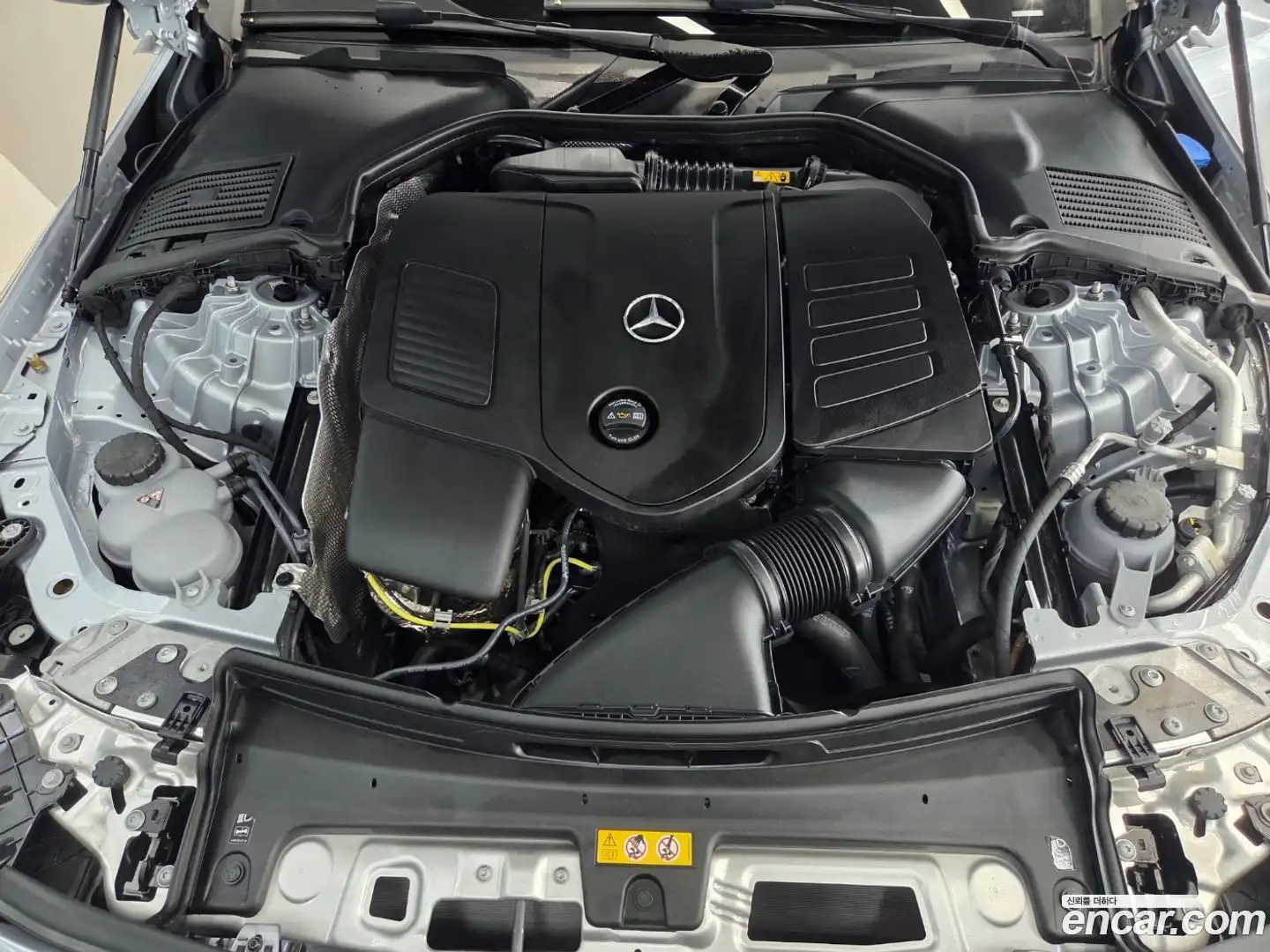 CLE-Class Mercedes-Benz 2025.11-OUTER-006