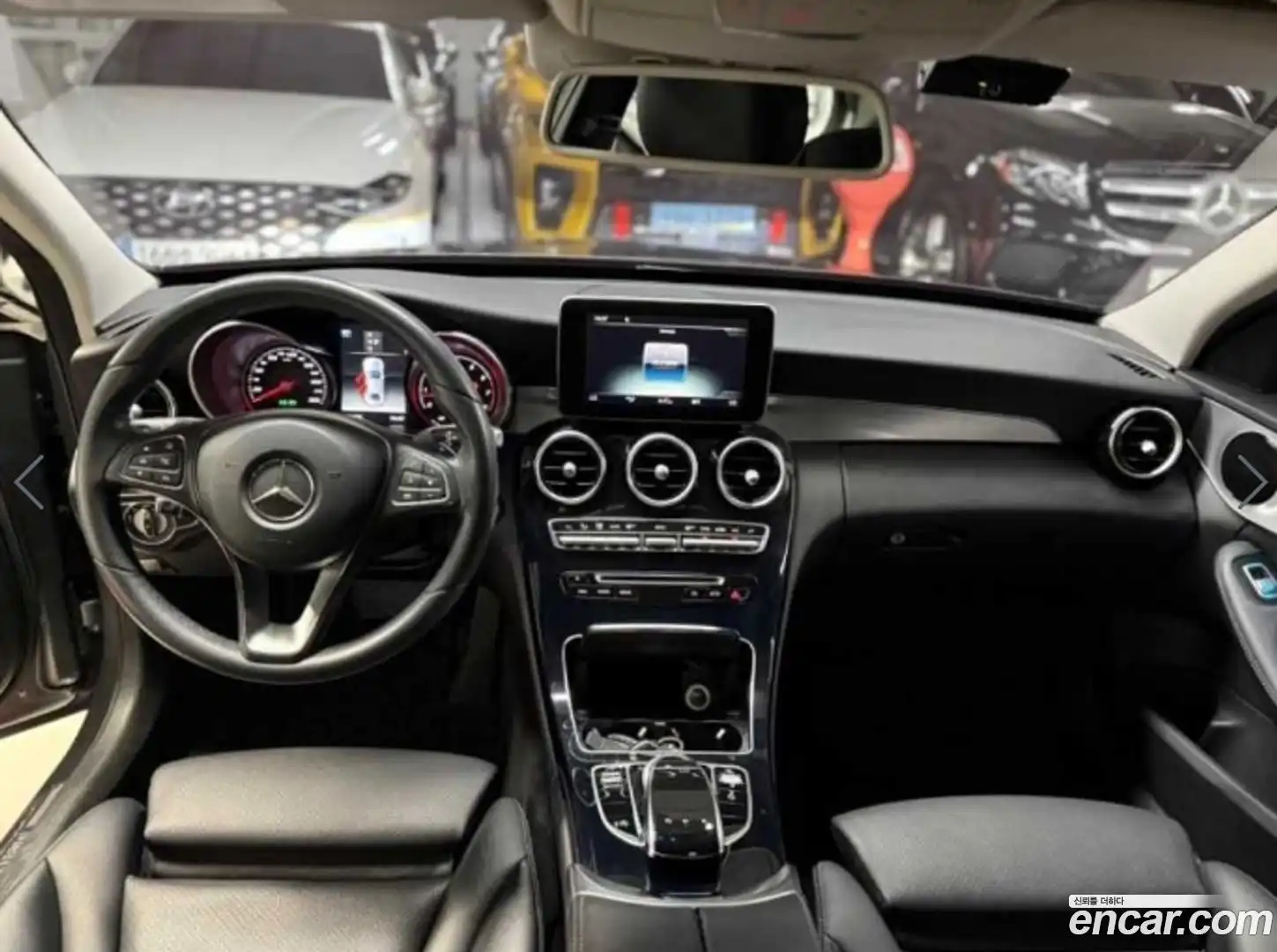 C-Class Mercedes-Benz 2017.11-INNER-008
