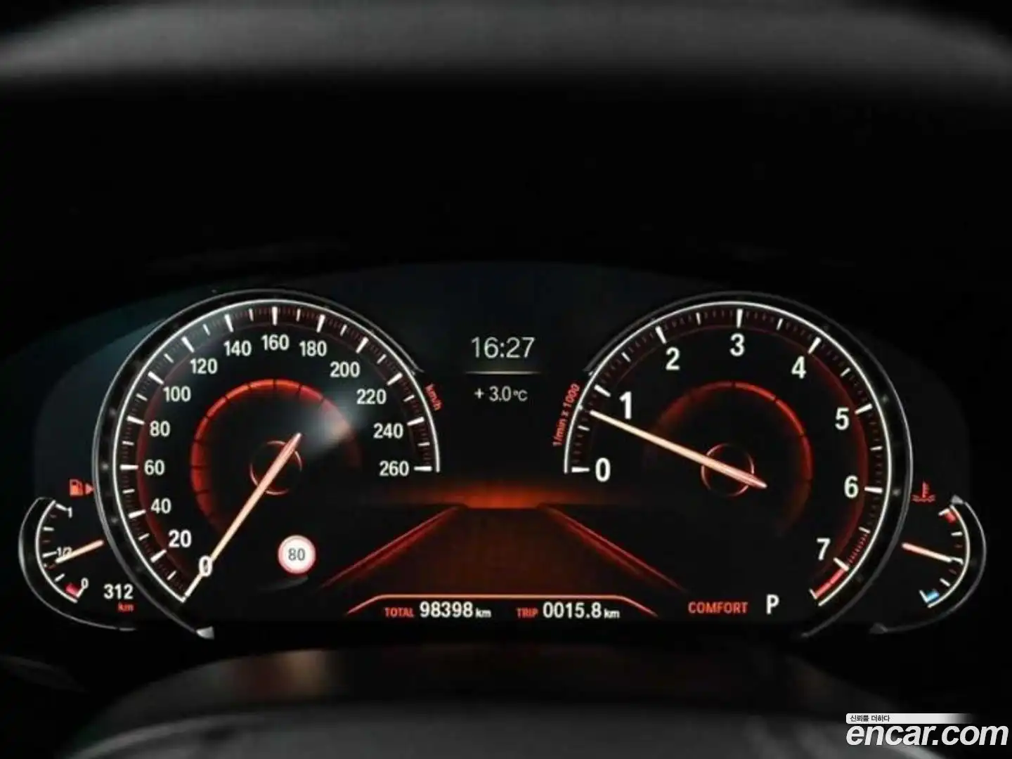 5-Series BMW 2017.11-INNER-008