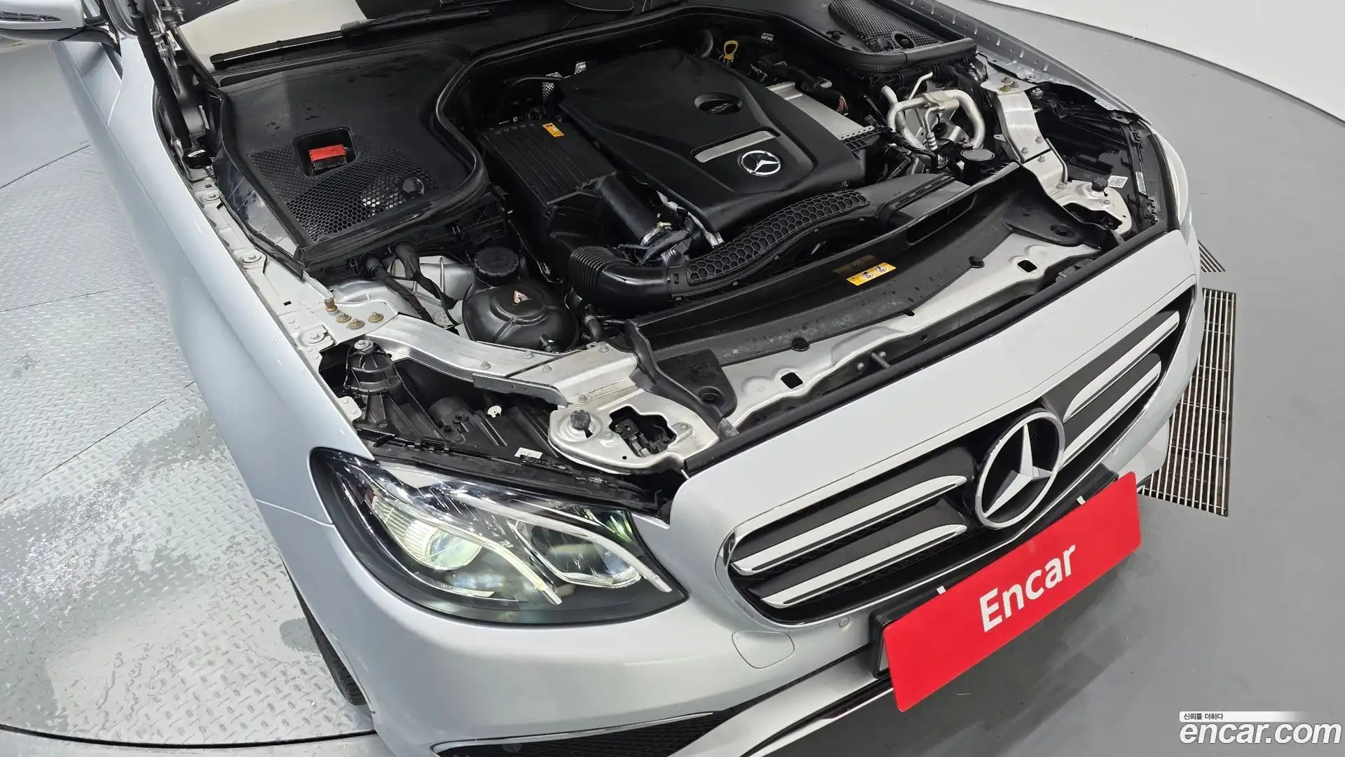 E-Class Mercedes-Benz 2019.11-OUTER-006