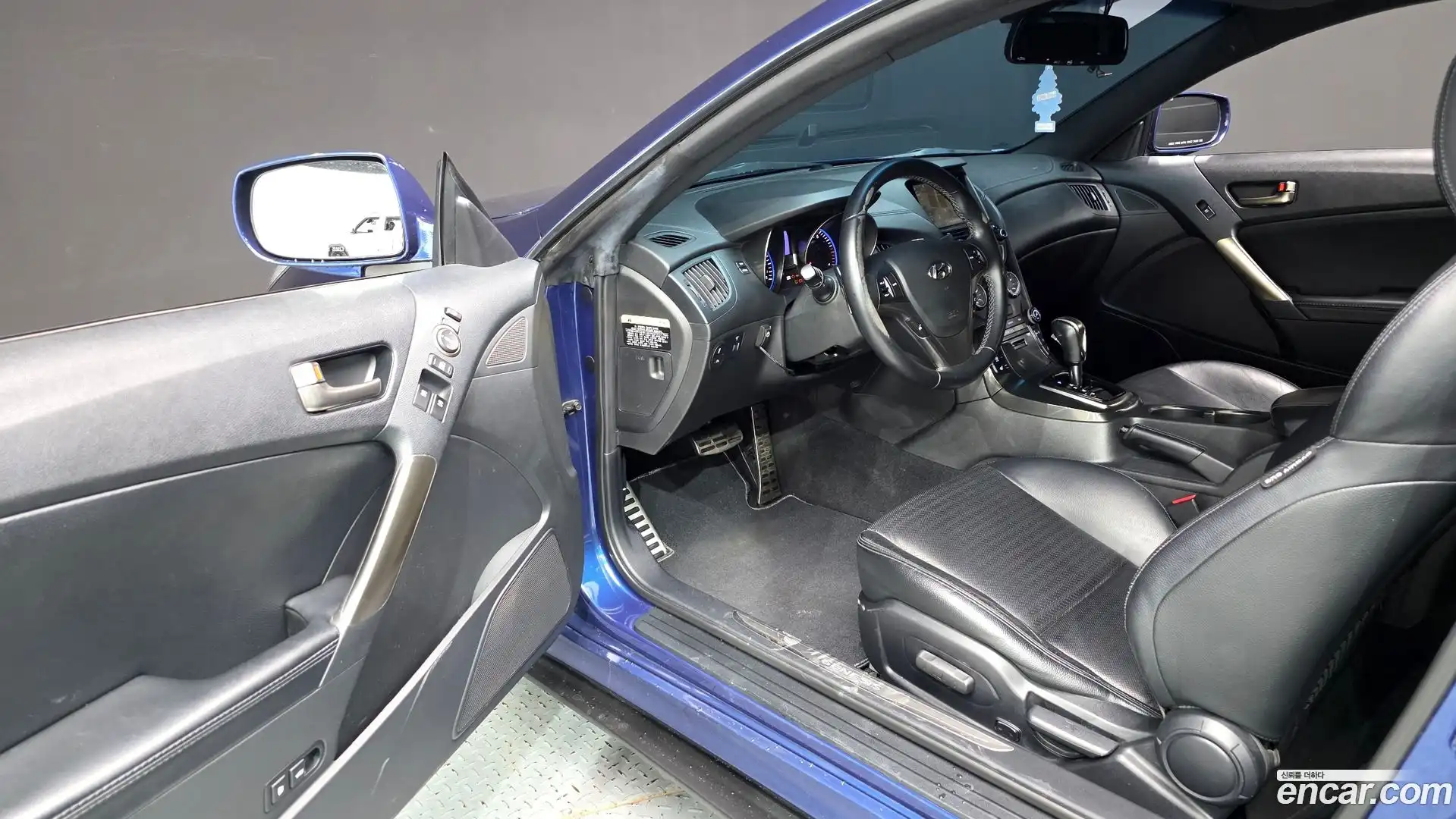 Genesis Hyundai 2014.3-INNER-010