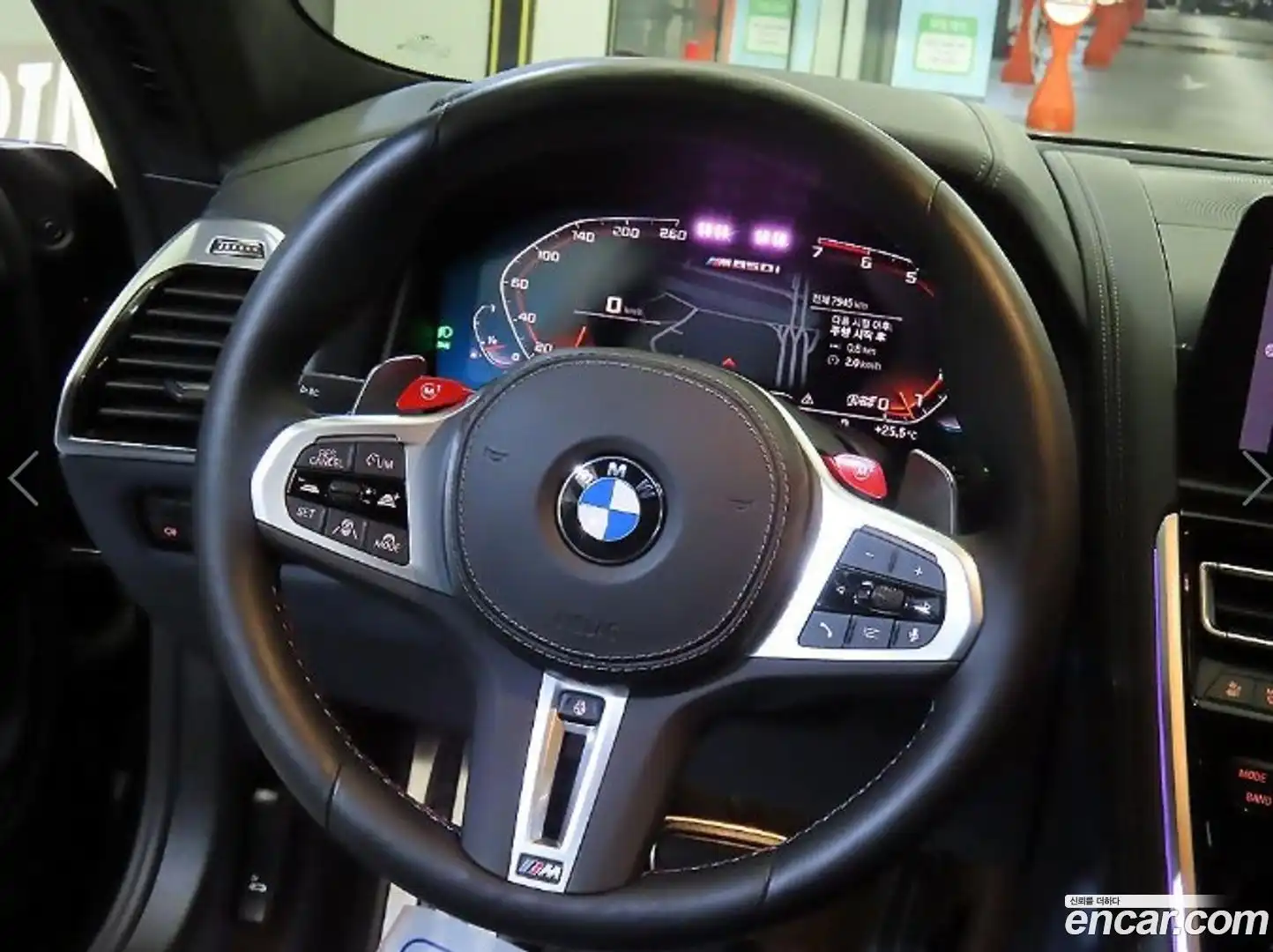 8-Series BMW 2023.9-INNER-008
