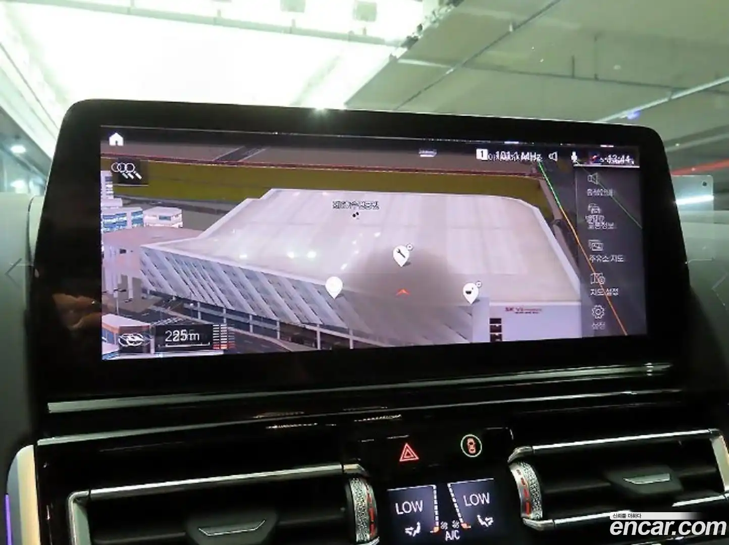 8-Series BMW 2023.9-OPTION-017