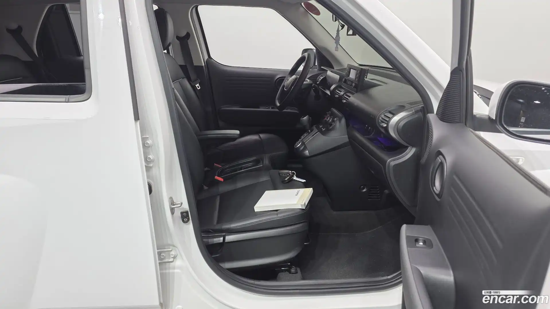 Casper Hyundai 2023.2-INNER-036