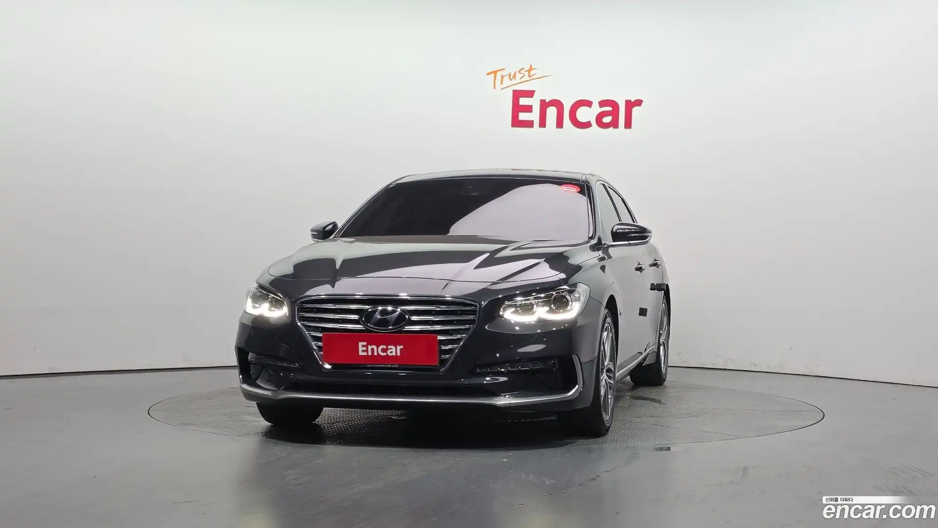 Grandeur Hyundai 2018.10-OUTER-003