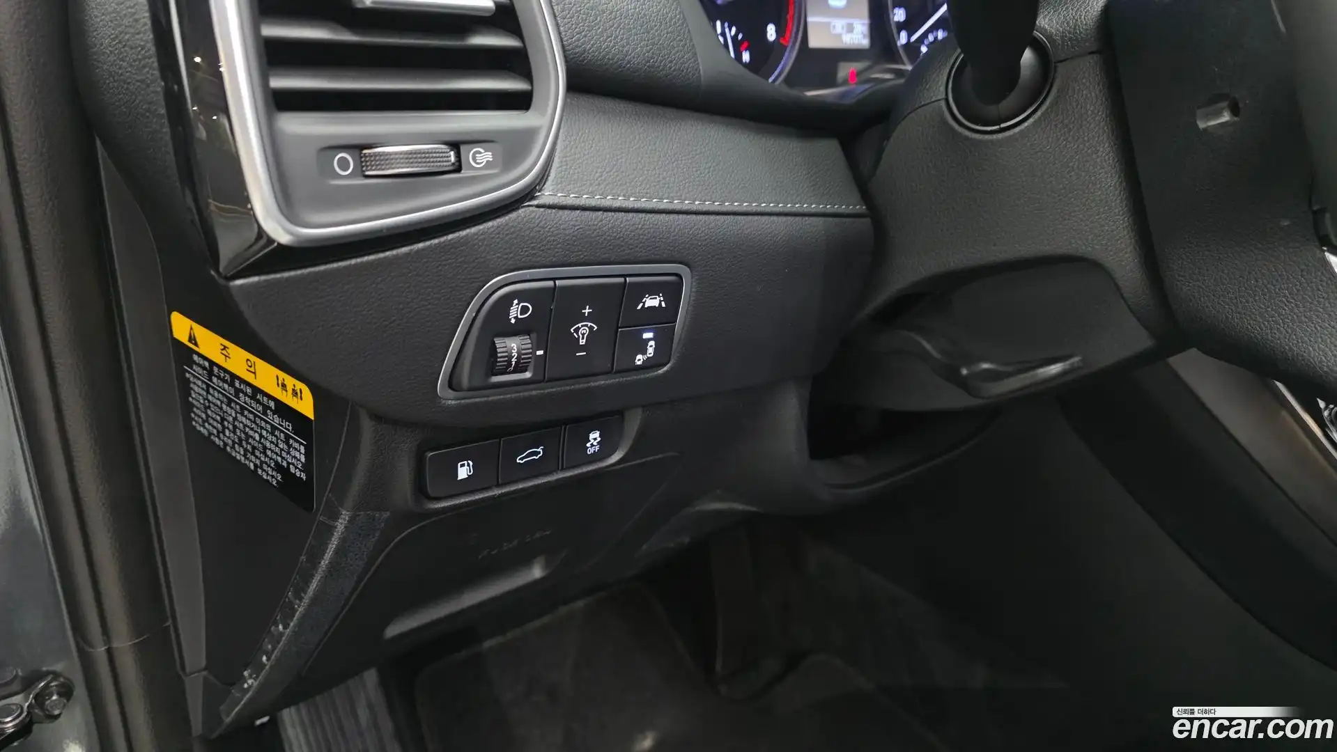 Grandeur Hyundai 2018.10-OPTION-041