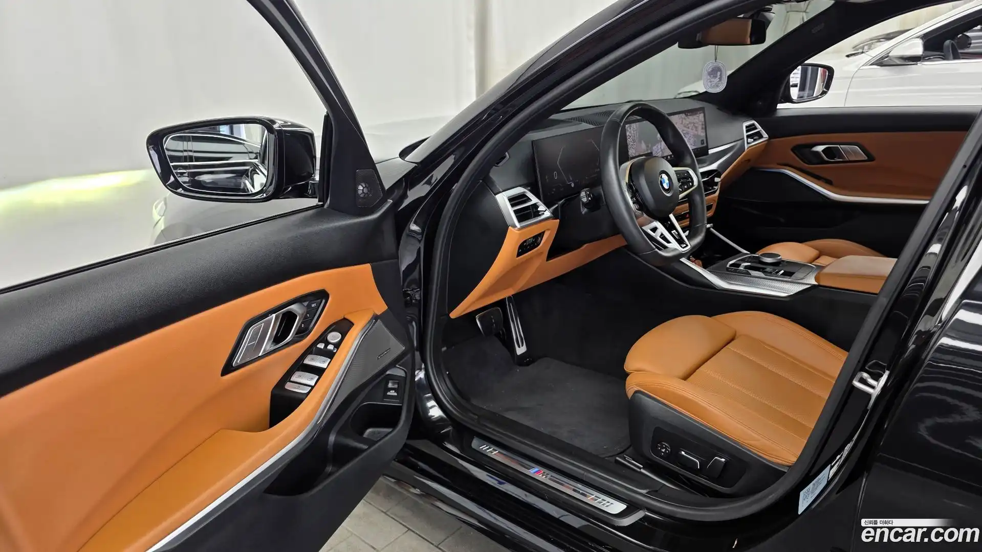 3-Series BMW 2025.2-INNER-010