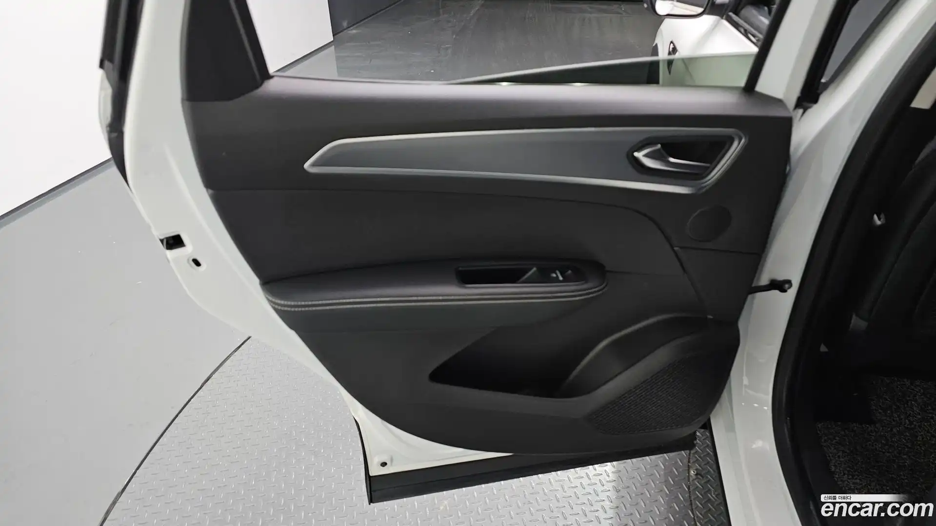 XM3 Renault Korea 2022.0-INNER-035