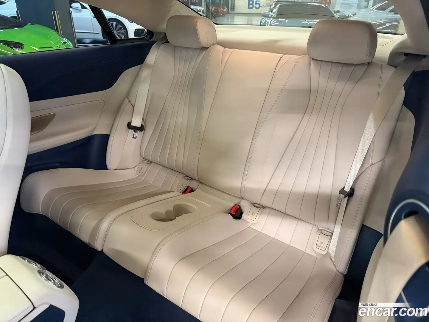 E-Class Mercedes-Benz 2021.8-OPTION-016