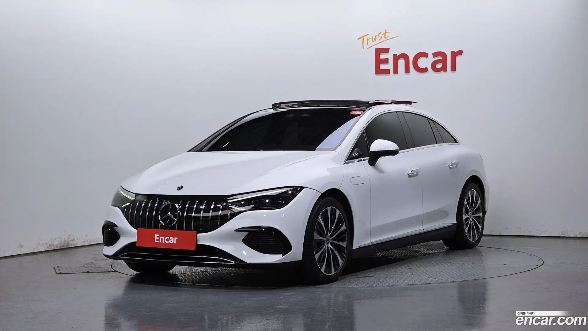 EQE Mercedes-Benz 2023.6-OUTER-001