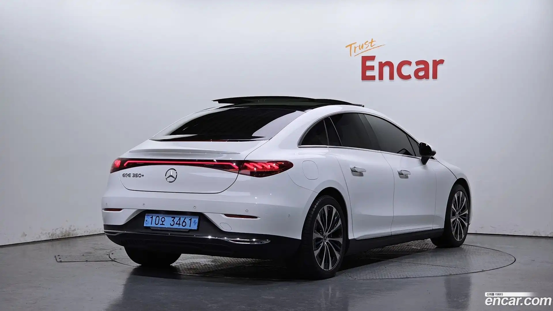 EQE Mercedes-Benz 2023.6-OUTER-002