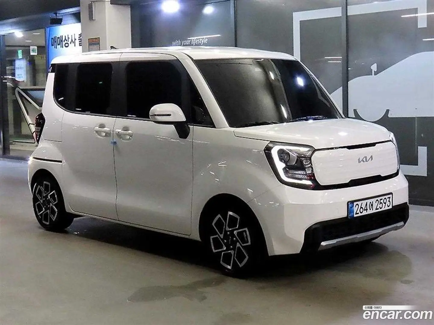 Main__Slider__Photo:RAY Kia 2025.9-0