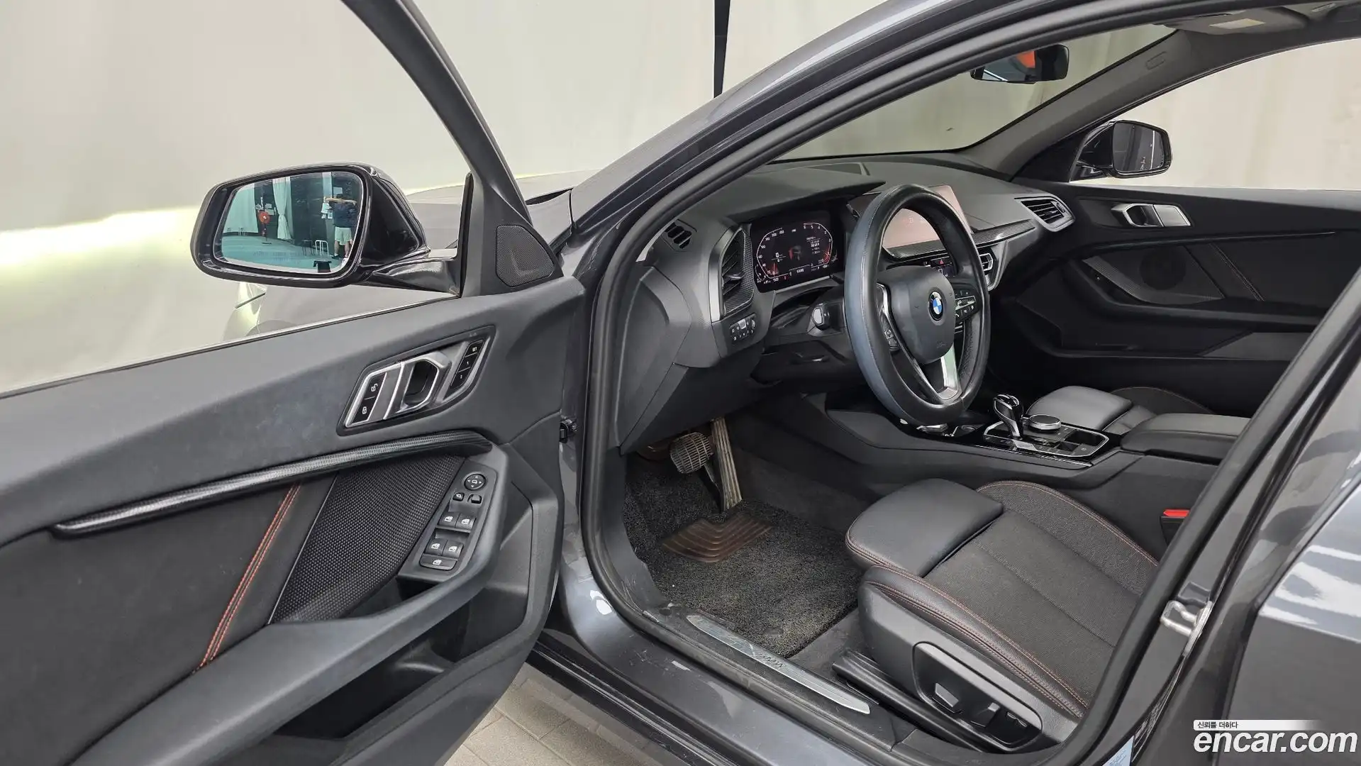 1-Series BMW 2020.5-INNER-010