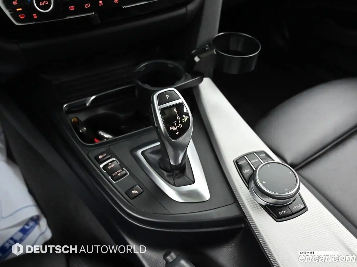 3-Series BMW 2018.2-INNER-008