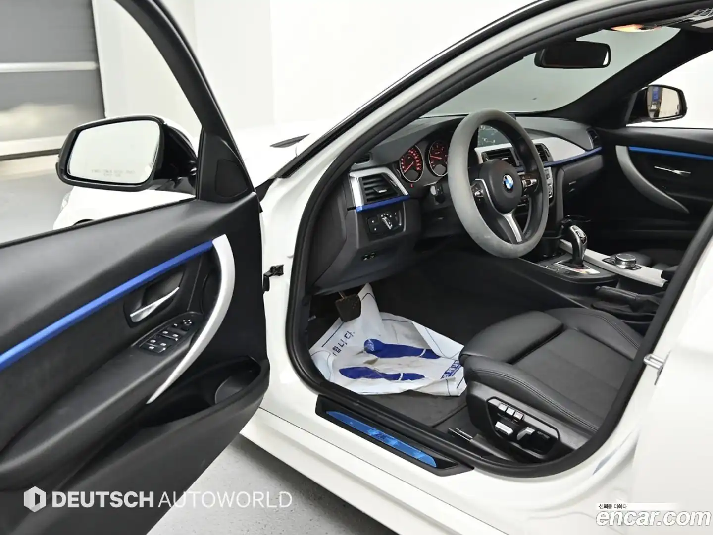 3-Series BMW 2018.2-INNER-010