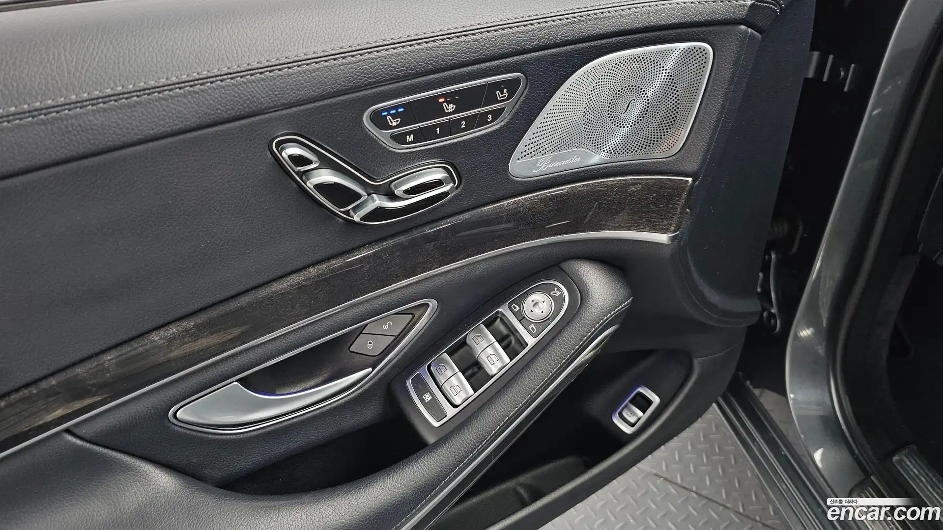 S-Class Mercedes-Benz 2019.4-OPTION-019