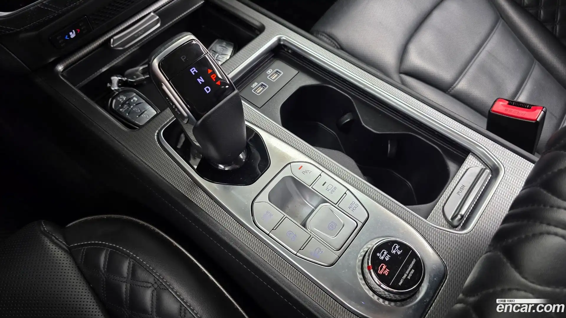 Rexton KG Mobility 2020.11-INNER-009