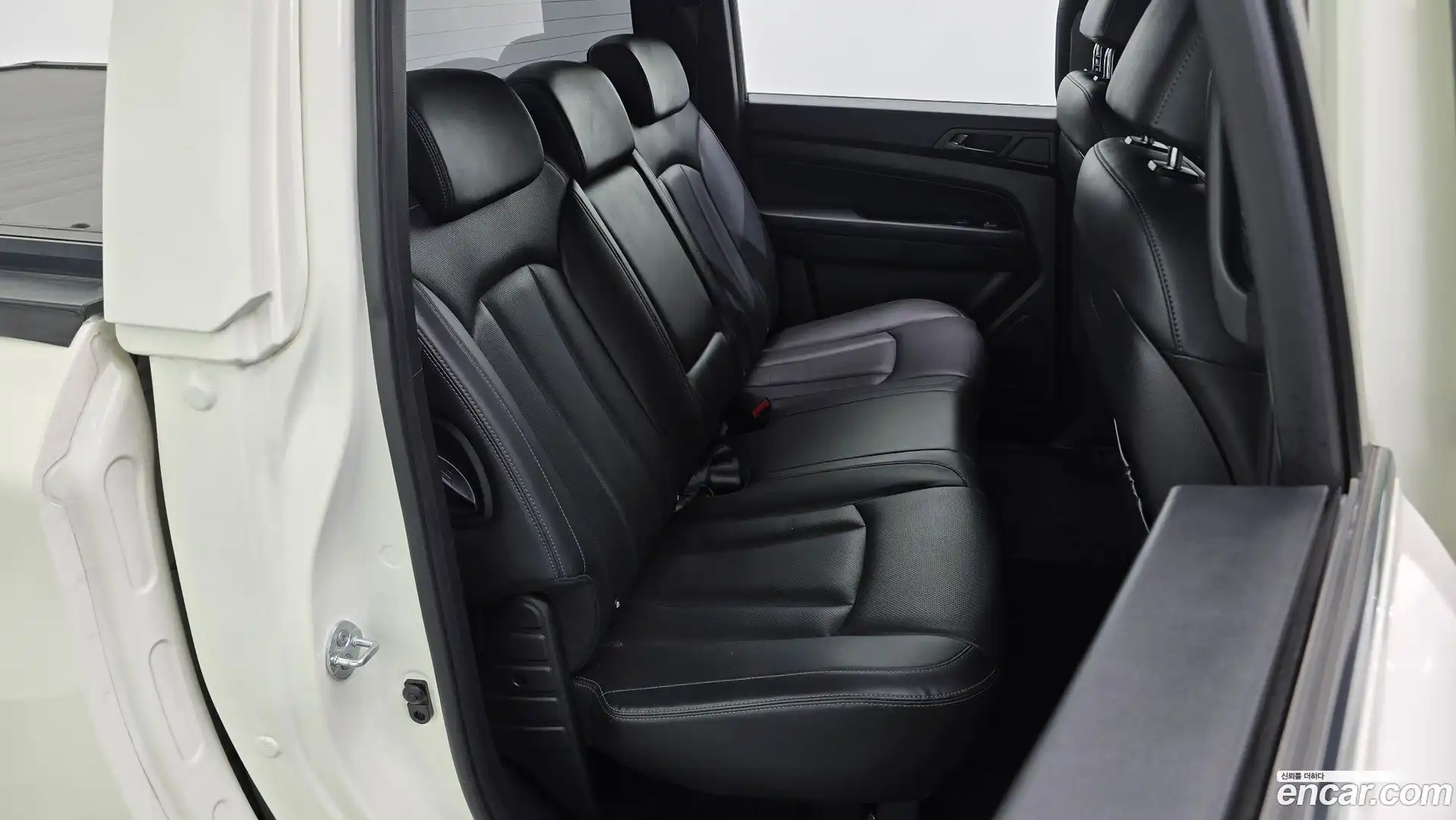 Rexton KG Mobility 2019.11-OPTION-015
